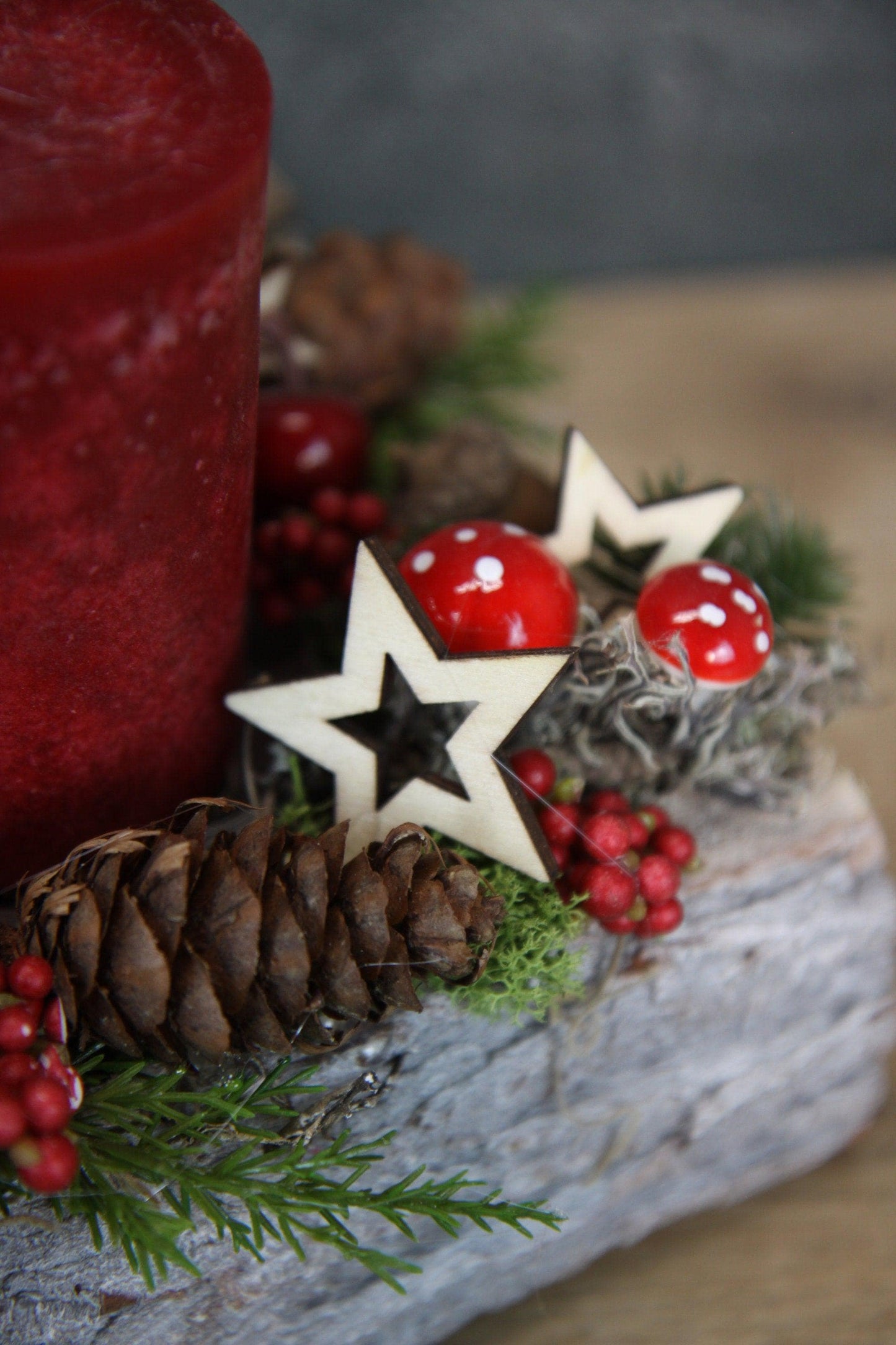 Adventskranz Adventskalender 45cm Pilze Modern Länglich mit Apfel und Sternen