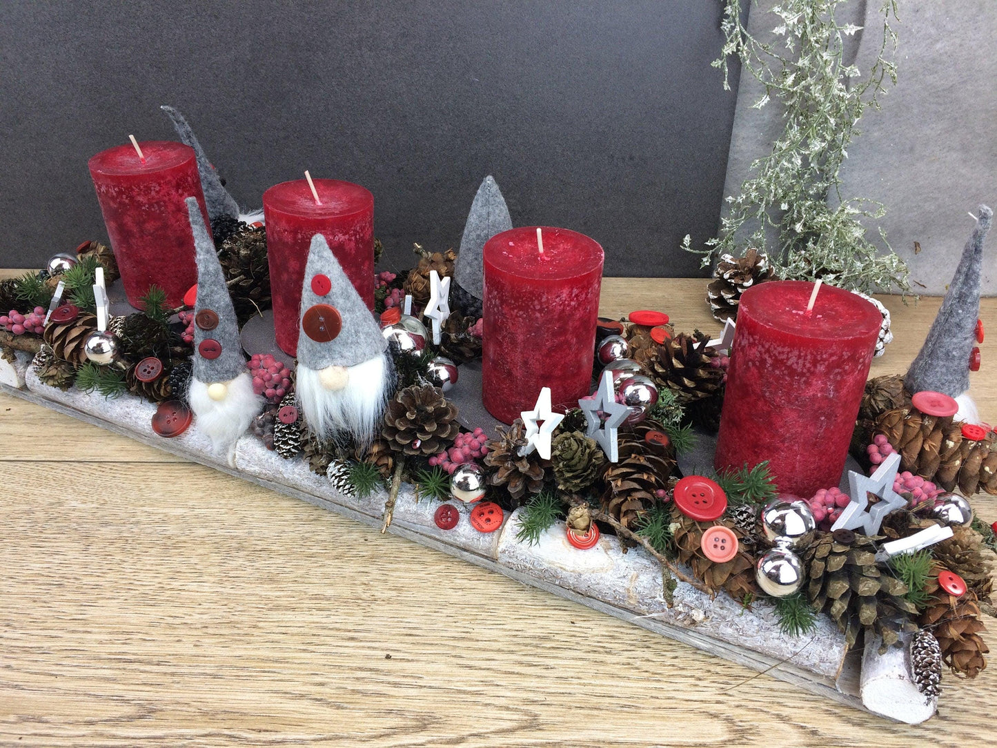 Moderne Längliche Adventskranz mit Wichtel 60cm