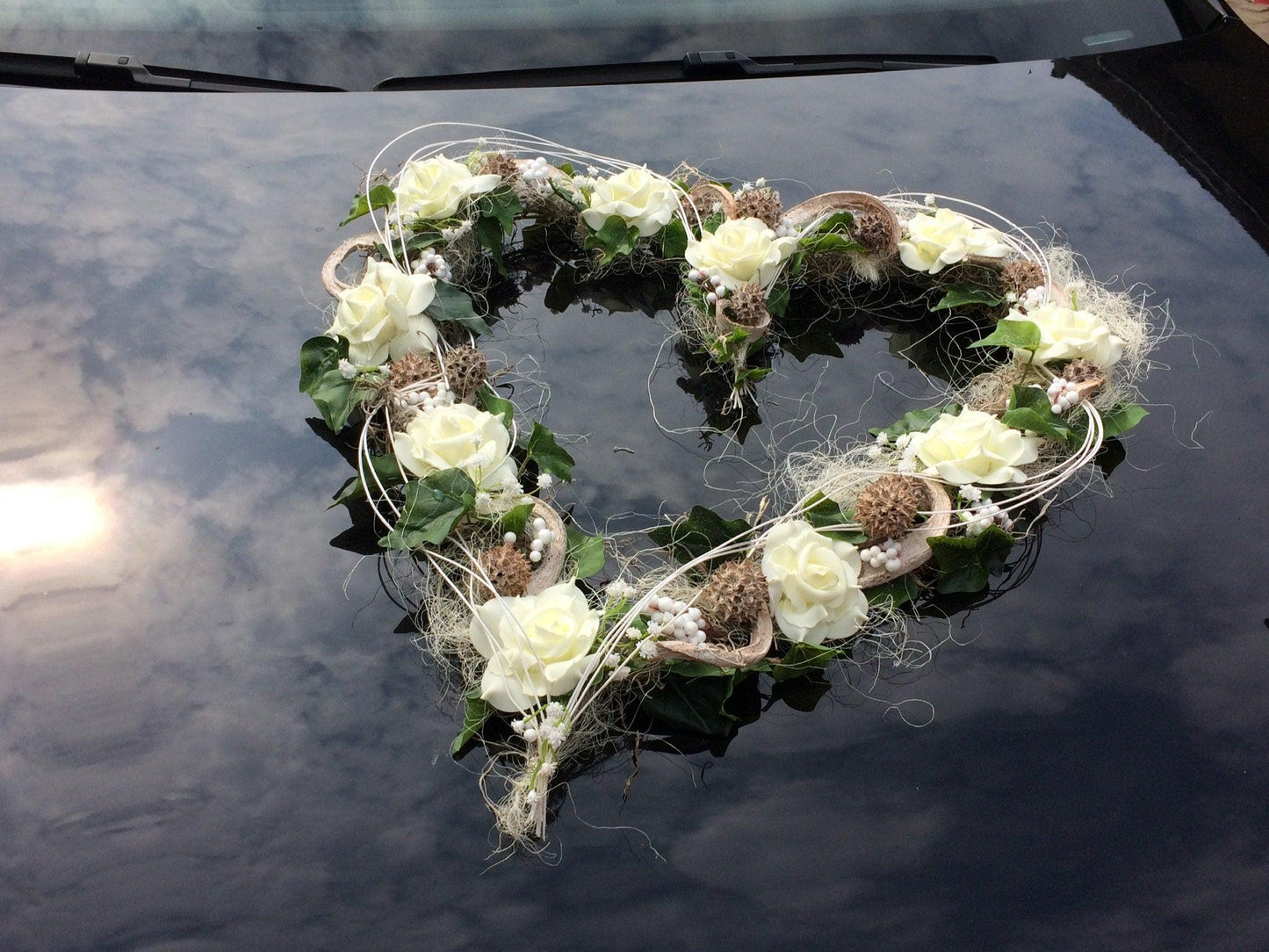 Exquisite Hochzeitsautoschmuck Herz – Individuell gestaltete Unikate aus liebevoller Handarbeit