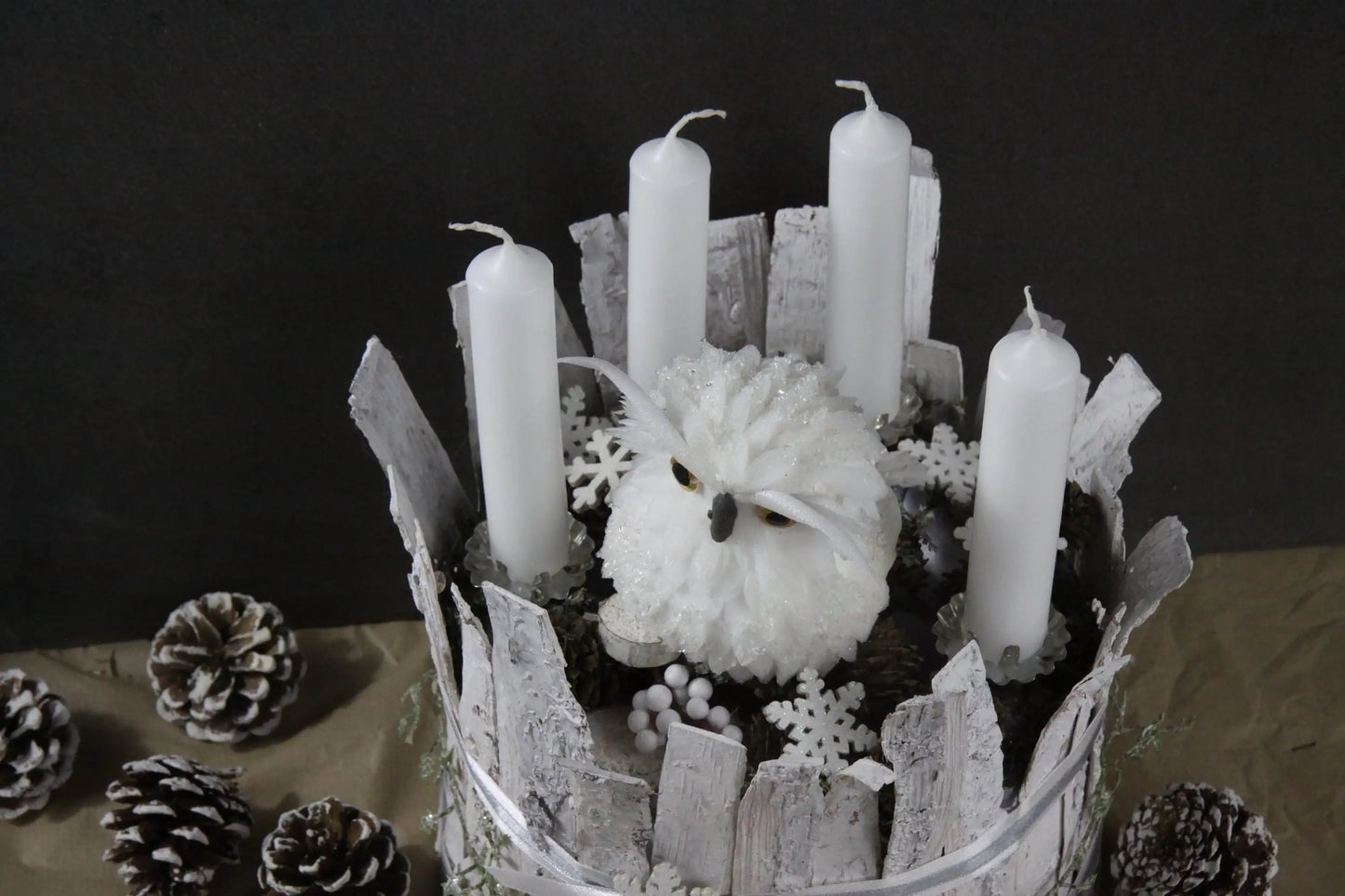 Adventskranz Adventskalender – handgemacht aus Seiden- und Kunstblumen, langlebig & pflegeleicht von SarahsFlowerStudio