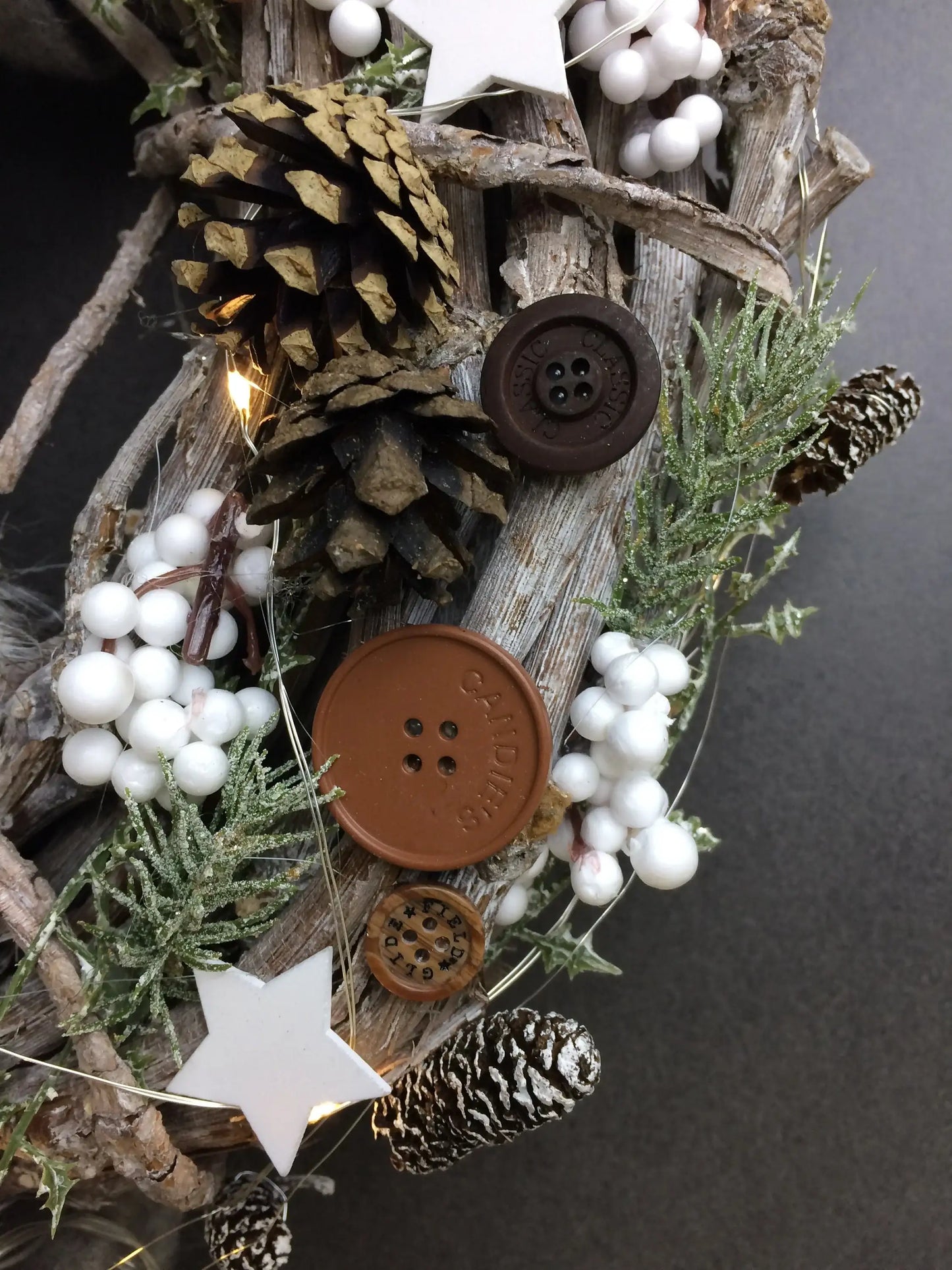 Advent 45cm Türkranz ohne Lichterkette Türdeko Türschmuck Weihnachten Weidenkranz Wichtel – handgemacht aus Seiden- und Kunstblumen, langlebig & pflegeleicht von SarahsFlowerStudio