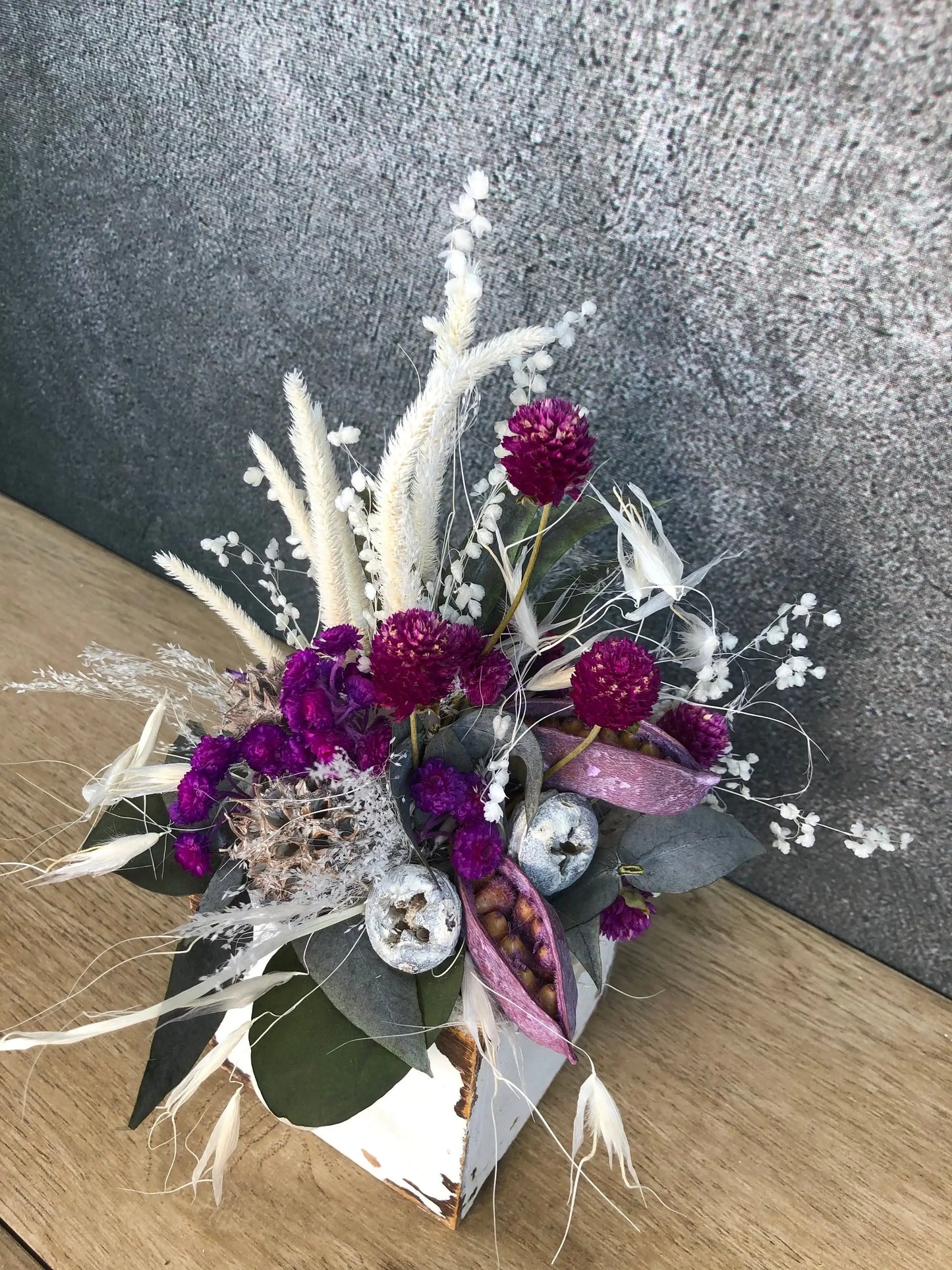 Tischdeko Blumen Tischgesteck Kerze Schublade Gräser Trockenblumen Trockenmaterial Natur natürlich dried bouquet dried Flowers – handgemacht aus Seiden- und Kunstblumen, langlebig & pflegeleicht von SarahsFlowerStudio