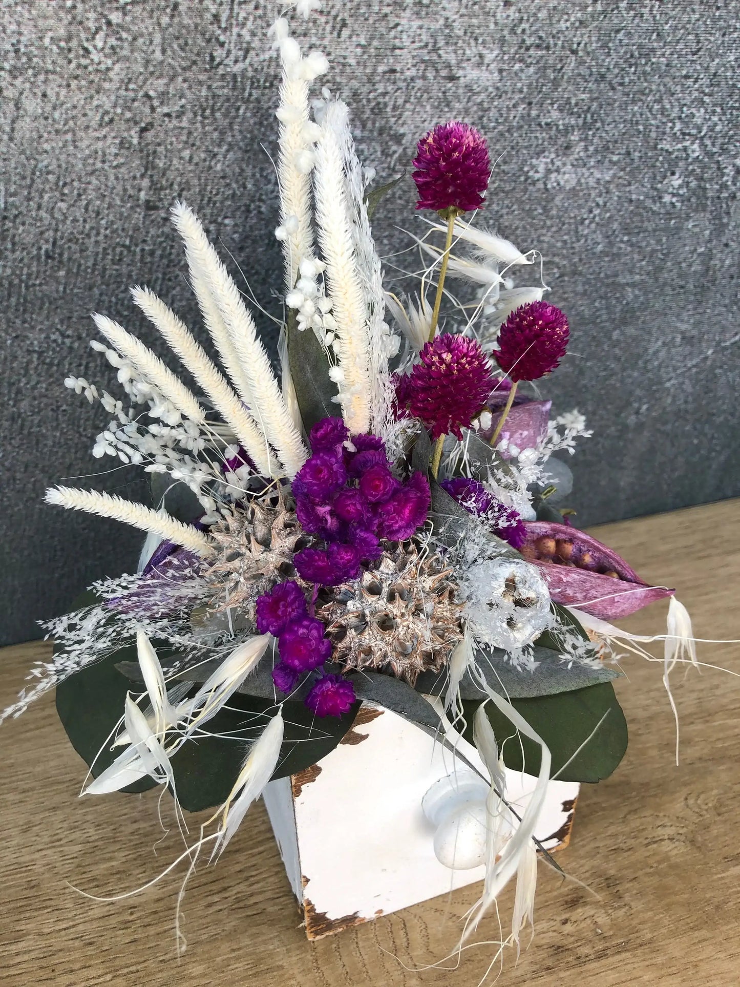 Tischdeko Blumen Tischgesteck Kerze Schublade Gräser Trockenblumen Trockenmaterial Natur natürlich dried bouquet dried Flowers – handgemacht aus Seiden- und Kunstblumen, langlebig & pflegeleicht von SarahsFlowerStudio