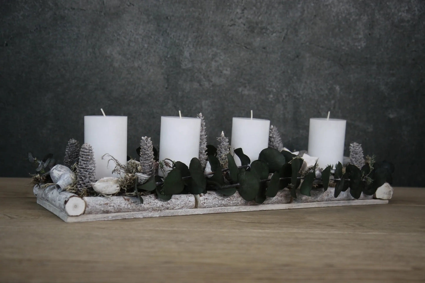 Adventskranz Adventskalender Sterne Zapfen Eukalyptus Modern Länglich in zwei verschiedenen Größen L und XL – handgemacht aus Seiden- und Kunstblumen, langlebig & pflegeleicht von SarahsFlowerStudio