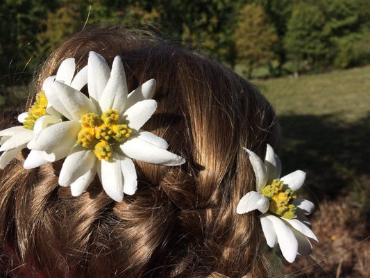 Haarklammern Edelweiß – Haarklemmen mit Seidenblumen 3er Set – Accessoire – SarahsFlowerStudio