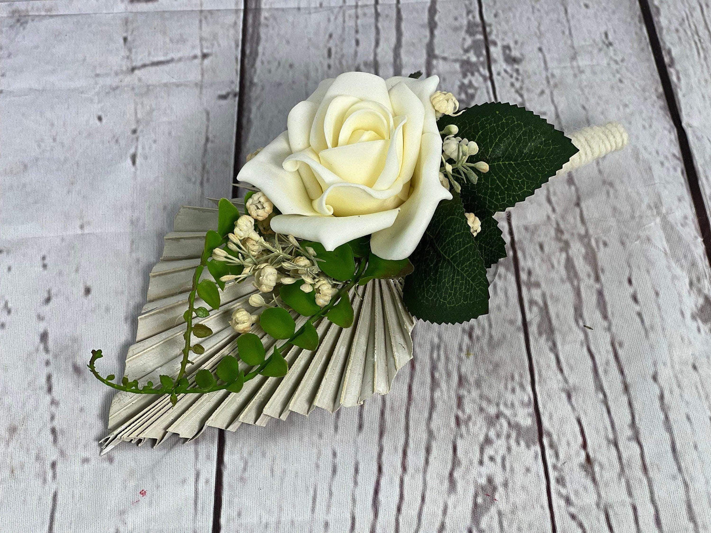 Grabgesteck Grabschmuck Urnengesteck Urnengrab Urnenwand Wand Saugnapf Grabdekoration Grabschmuck Allerheiligen – handgemacht aus Seiden- und Kunstblumen, langlebig & pflegeleicht von SarahsFlowerStudio