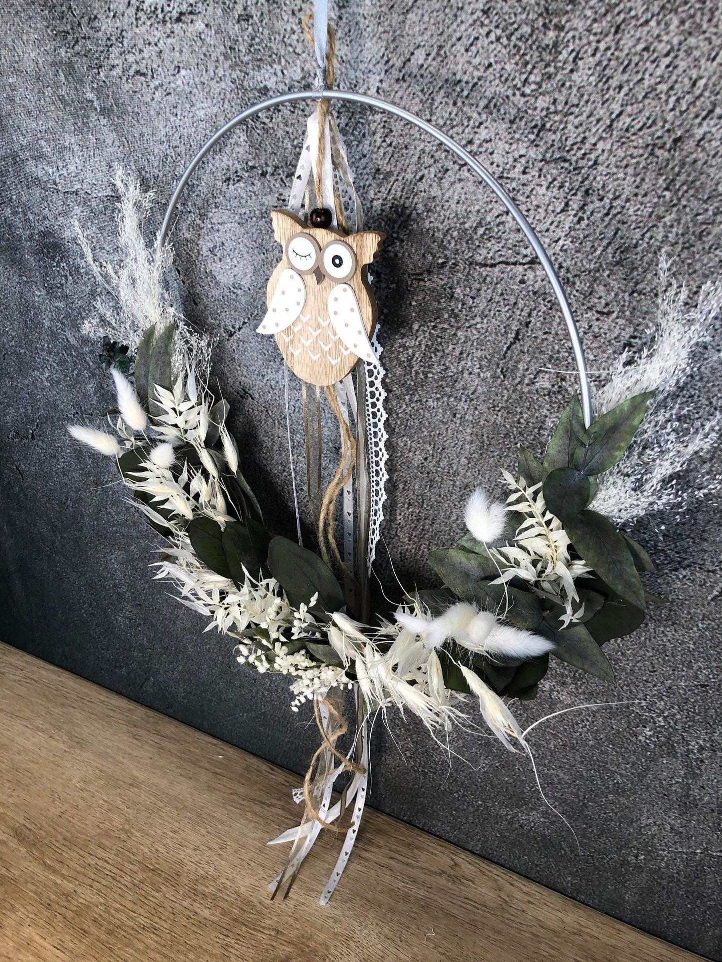 Türkranz Eule Kranz Ring Eukalyptus Gräser Wandkranz Trockenblumen Natur natürlich Hoop Herbst Herbstlich – handgemacht aus Seiden- und Kunstblumen, langlebig & pflegeleicht von SarahsFlowerStudio