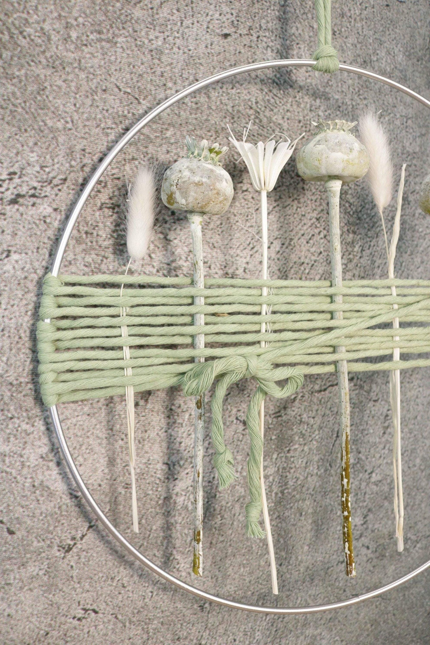 Türkranz Kranz Ring Gräser Wandkranz Trockenblumen Natur natürlich Hoop Fensterdeko – handgemacht aus Seiden- und Kunstblumen, langlebig & pflegeleicht von SarahsFlowerStudio