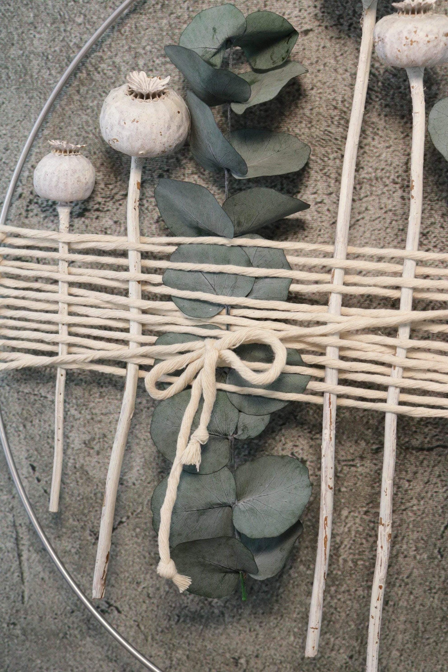 Türkranz Kranz Ring Gräser Wandkranz Trockenblumen Natur natürlich Hoop Fensterdeko – handgemacht aus Seiden- und Kunstblumen, langlebig & pflegeleicht von SarahsFlowerStudio