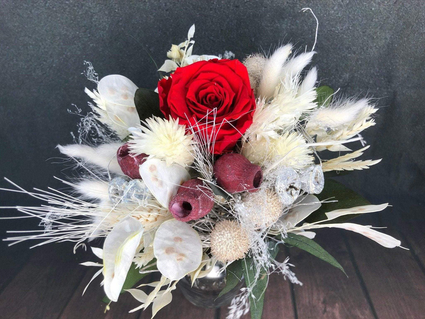Strauß Gefriergetrocknet Rose Tischdeko Tischgesteck Deko Gräser Trockenblumen Trockenmaterial Natur natürlich dried bouquet dried Flowers – handgemacht aus Seiden- und Kunstblumen, langlebig & pflegeleicht von SarahsFlowerStudio