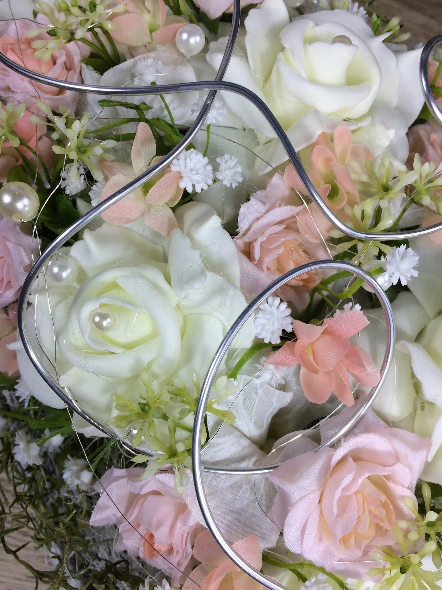 Grabgesteck Grabschmuck Herz Farbwunsch Grabdeko Grabdekoration Grabherz – handgemacht aus Seiden- und Kunstblumen, langlebig & pflegeleicht von SarahsFlowerStudio