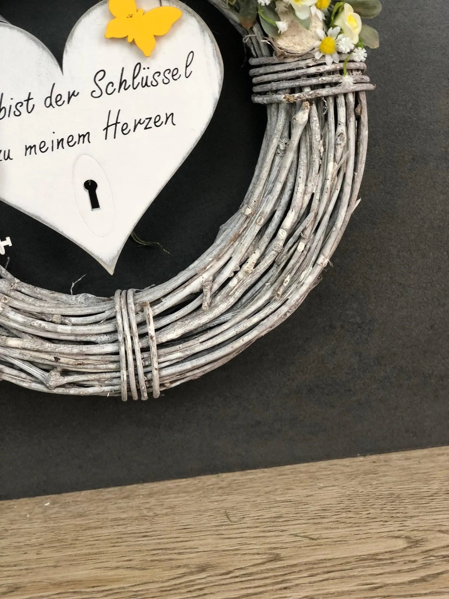 Türkranz 35cm Türdeko Türschmuck Herz Modern ganzjährig Tür Schmuck Herbst – handgemacht aus Seiden- und Kunstblumen, langlebig & pflegeleicht von SarahsFlowerStudio