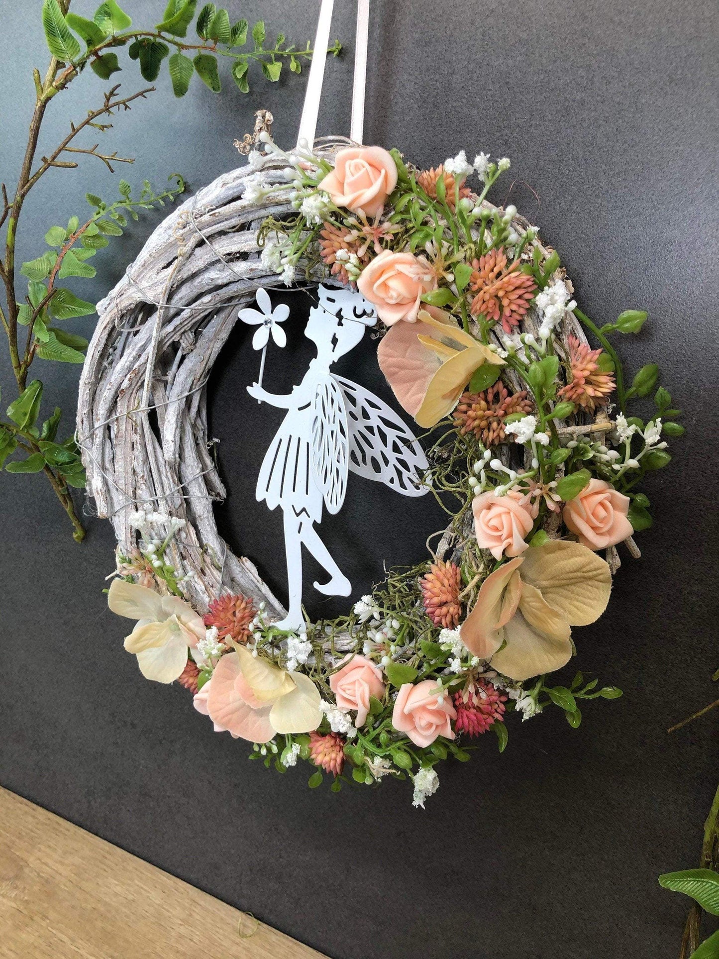 Türkranz Türdeko Türschmuck Modern Ganzjährig Vögel Vogel Rose Schleierkraut Band Tür Schmuck Herbst – handgemacht aus Seiden- und Kunstblumen, langlebig & pflegeleicht von SarahsFlowerStudio