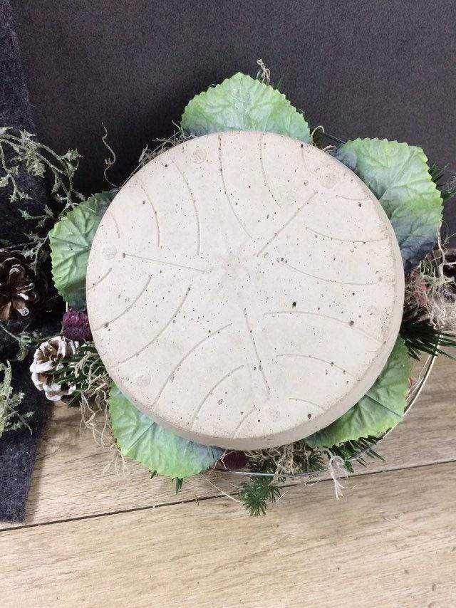 Grabgesteck Grabschmuck Gesteck Grab Allerheiligen extra Schwer Grave Arrangument grave flowers longlasting Grabdeko Grabdekoration – handgemacht aus Seiden- und Kunstblumen, langlebig & pflegeleicht von SarahsFlowerStudio