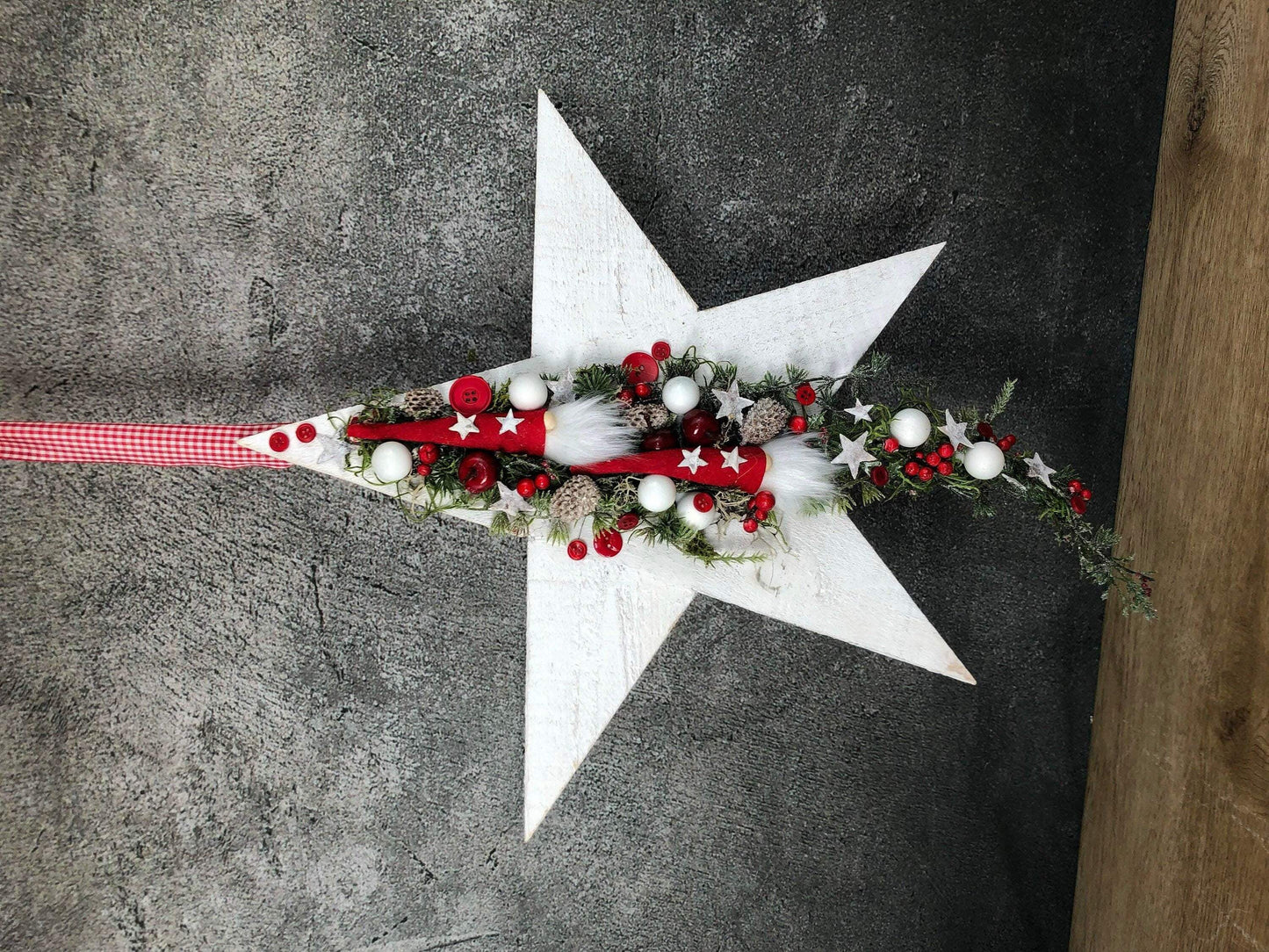 Advent Türkranz Stern 40cm Wichtel Stern Türdekoration Türschmuck Fensterdeko Weihnachten Weihnachtsdekoration – handgemacht aus Seiden- und Kunstblumen, langlebig & pflegeleicht von SarahsFlowerStudio