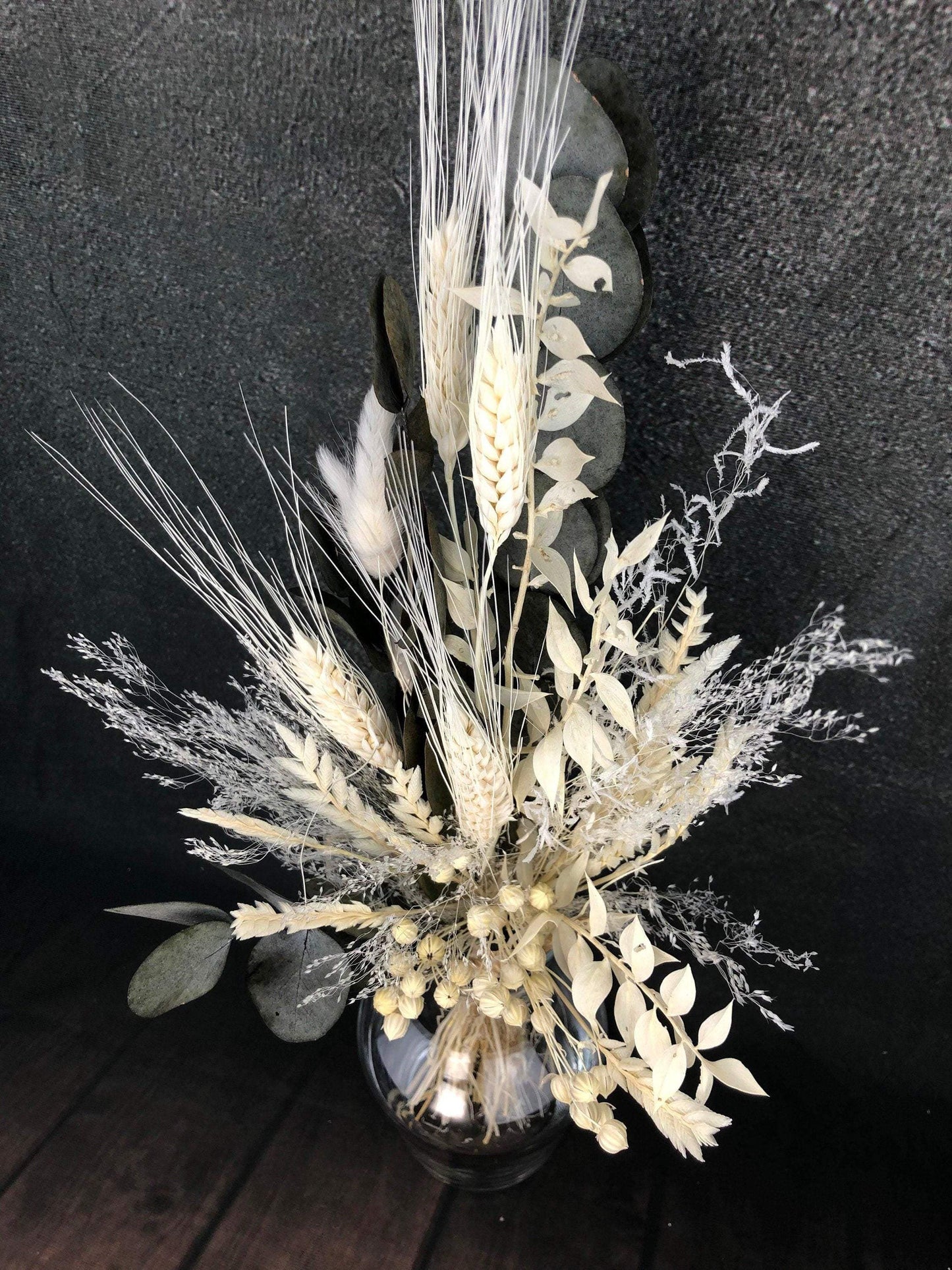 Trockenblumenstrauß Strauß Gräser mit Exoten Eukalyptus Gräser Trockenblumen Trockenmaterial Natur natürlich dried bouquet dried Flowers – handgemacht aus Seiden- und Kunstblumen, langlebig & pflegeleicht von SarahsFlowerStudio