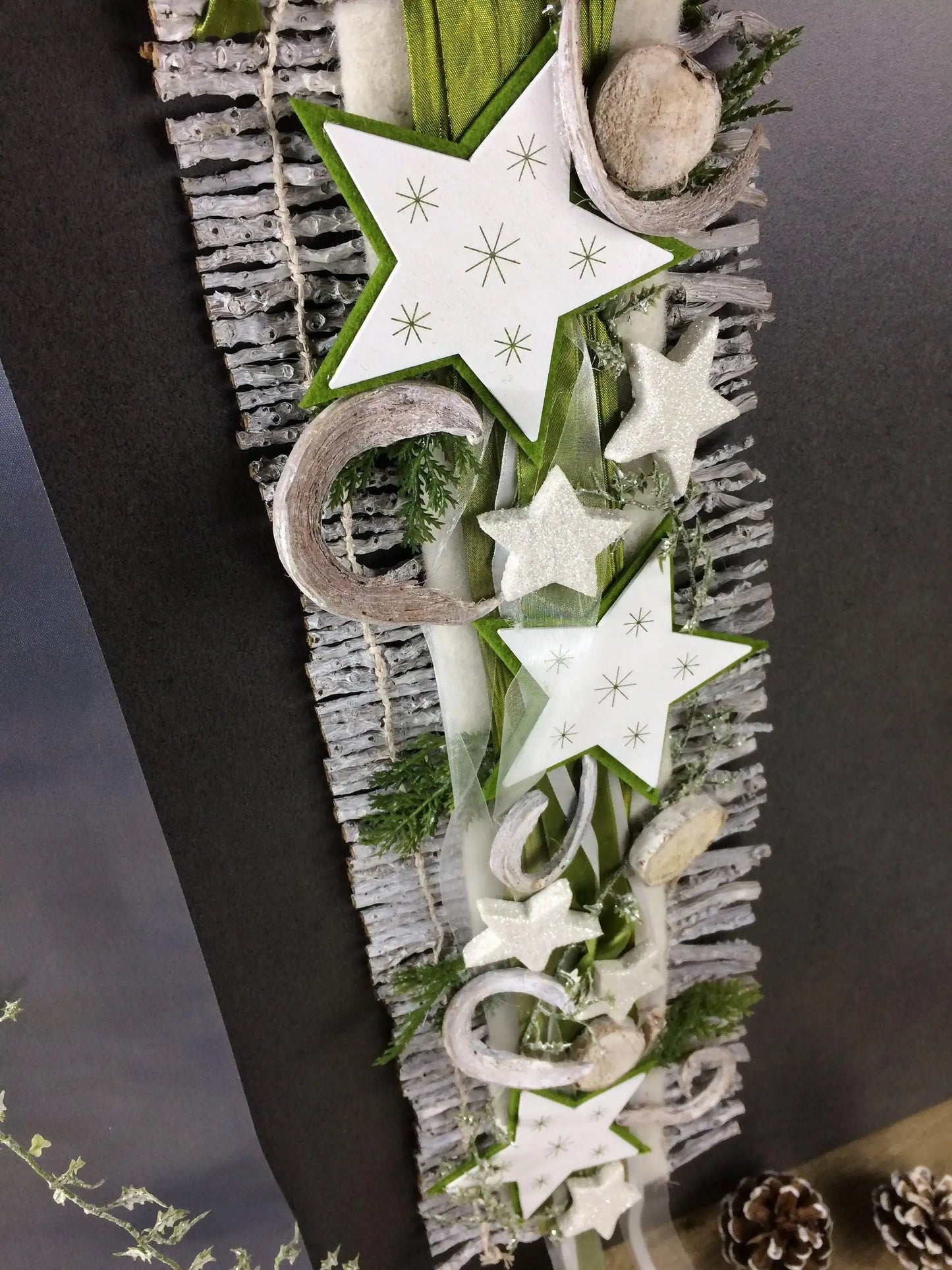 Weihnachten Advent Türdeko Türdekoration Türkranz Stern Birke Reebmatte – handgemacht aus Seiden- und Kunstblumen, langlebig & pflegeleicht von SarahsFlowerStudio