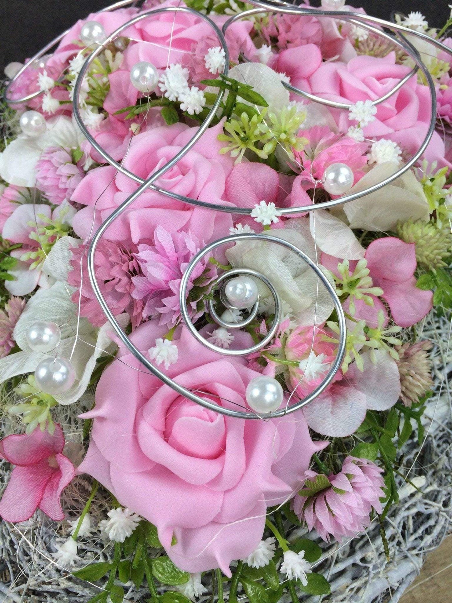 Grabgesteck Grabschmuck Herz Farbwunsch Grabdeko Grabdekoration – handgemacht aus Seiden- und Kunstblumen, langlebig & pflegeleicht von SarahsFlowerStudio