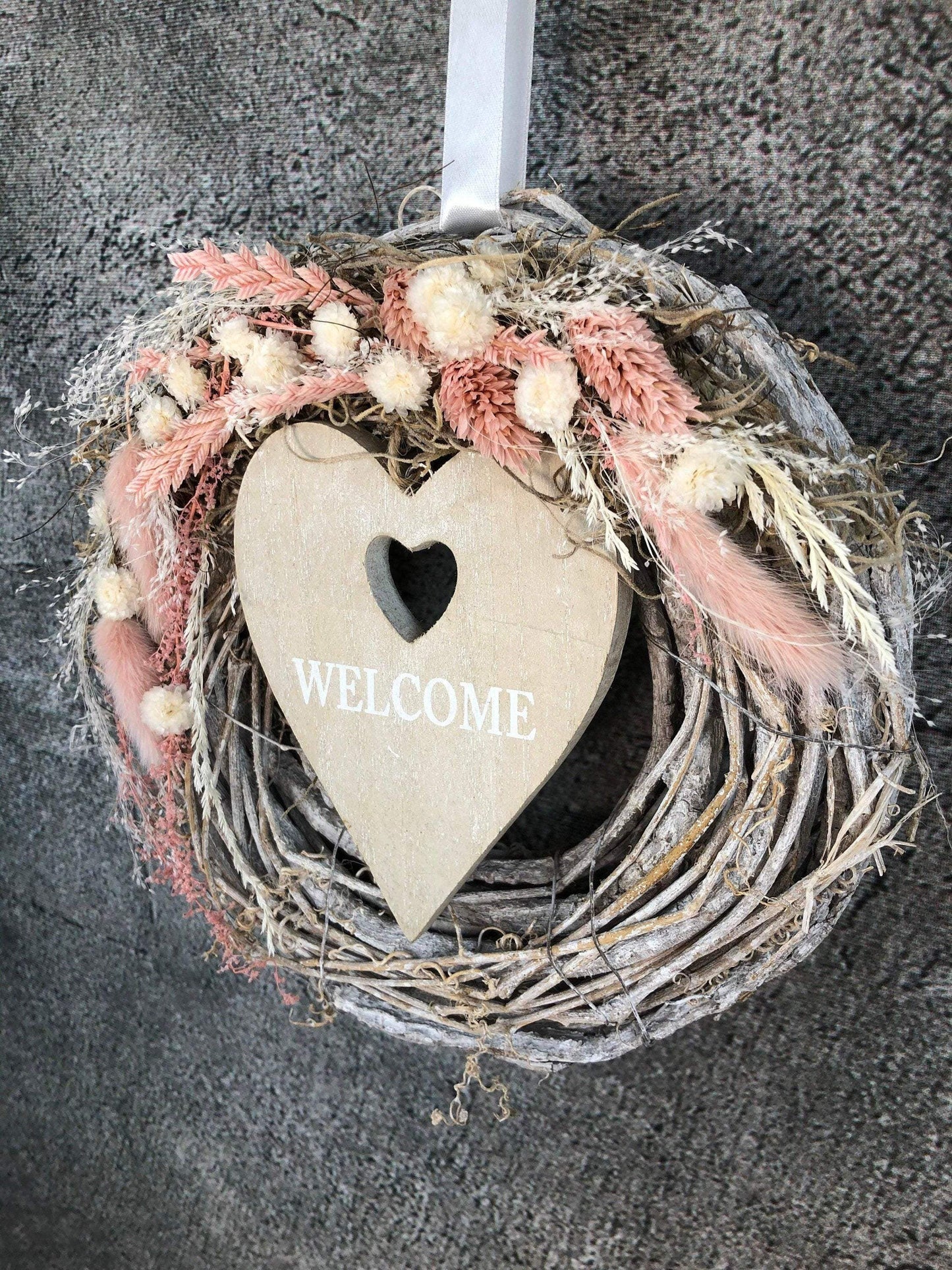 Türkranz Kranz Türschmuck Welcome Herz Gräser Herbst Herbstlich Trockenblumen Trockenmaterial Natur natürlich dried bouquet dried Flowers – handgemacht aus Seiden- und Kunstblumen, langlebig & pflegeleicht von SarahsFlowerStudio