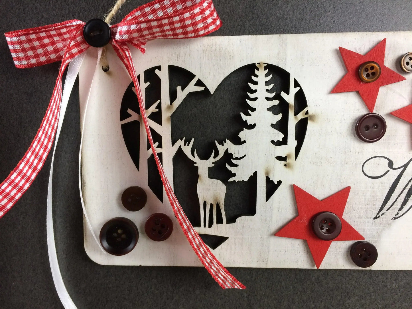Advent Schild Frohe Weihnachten Türdeko Türschmuck Weihnachten Knöpfe Sterne – handgemacht aus Seiden- und Kunstblumen, langlebig & pflegeleicht von SarahsFlowerStudio