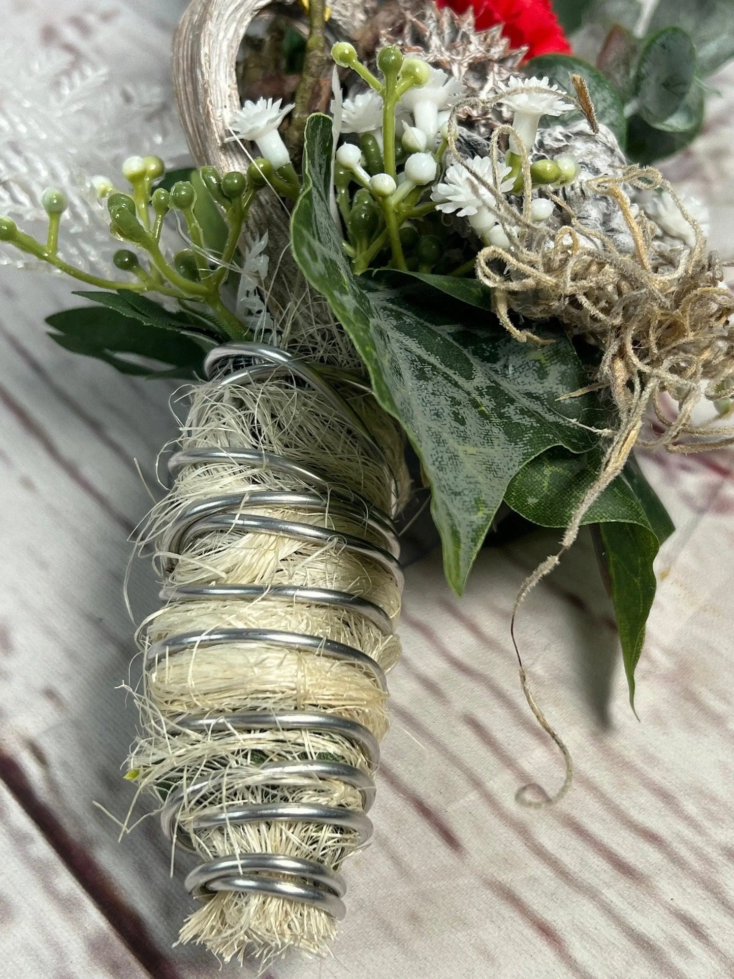 Grabgesteck Grabschmuck Urnengesteck Urnengrab Urnenwand Wand Saugnapf Grabdekoration Grabschmuck Allerheiligen – handgemacht aus Seiden- und Kunstblumen, langlebig & pflegeleicht von SarahsFlowerStudio