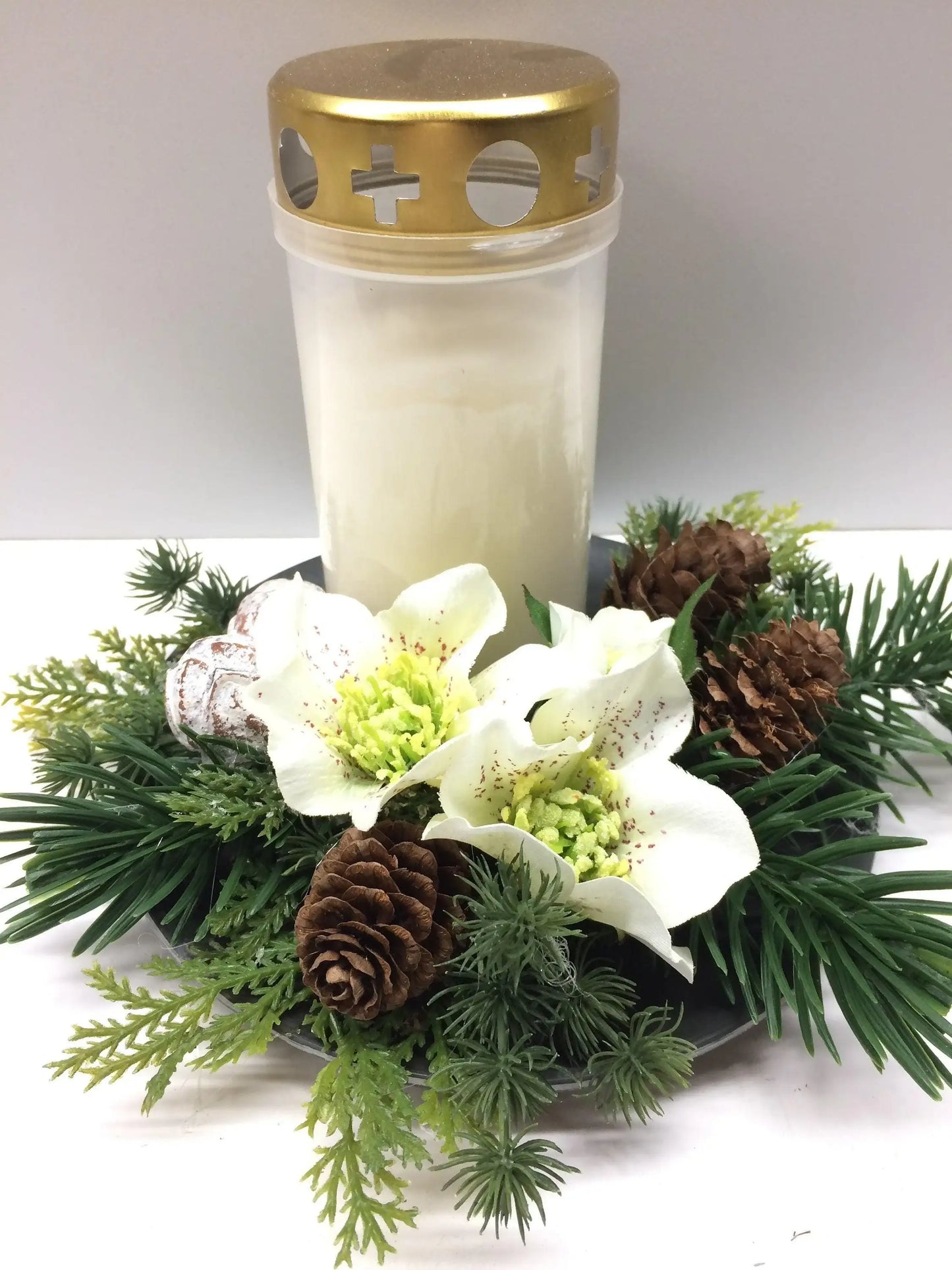 Grabgesteck Grabschmuck Allerheiligen mit Kerze 20cm Grabdeko Grabdekoration – handgemacht aus Seiden- und Kunstblumen, langlebig & pflegeleicht von SarahsFlowerStudio