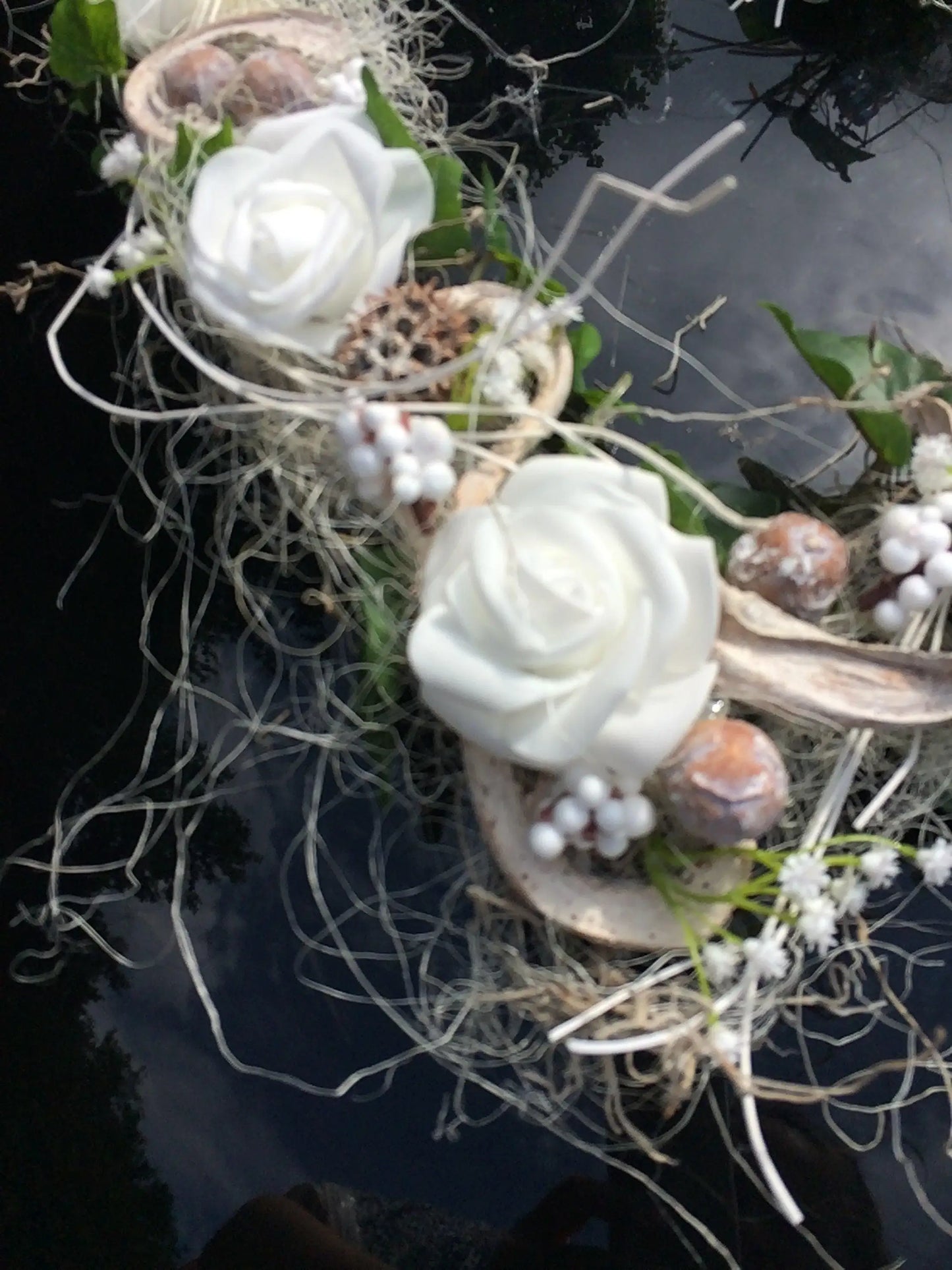 Autoschmuck Set 3 Teilig Herz und Schleifen Autodekoration Autoblumenschmuck Gesteck Hochzeit Kutschen Schmuck Kutschendeko Kutsche Wedding – handgemacht aus Seiden- und Kunstblumen, langlebig & pflegeleicht von SarahsFlowerStudio