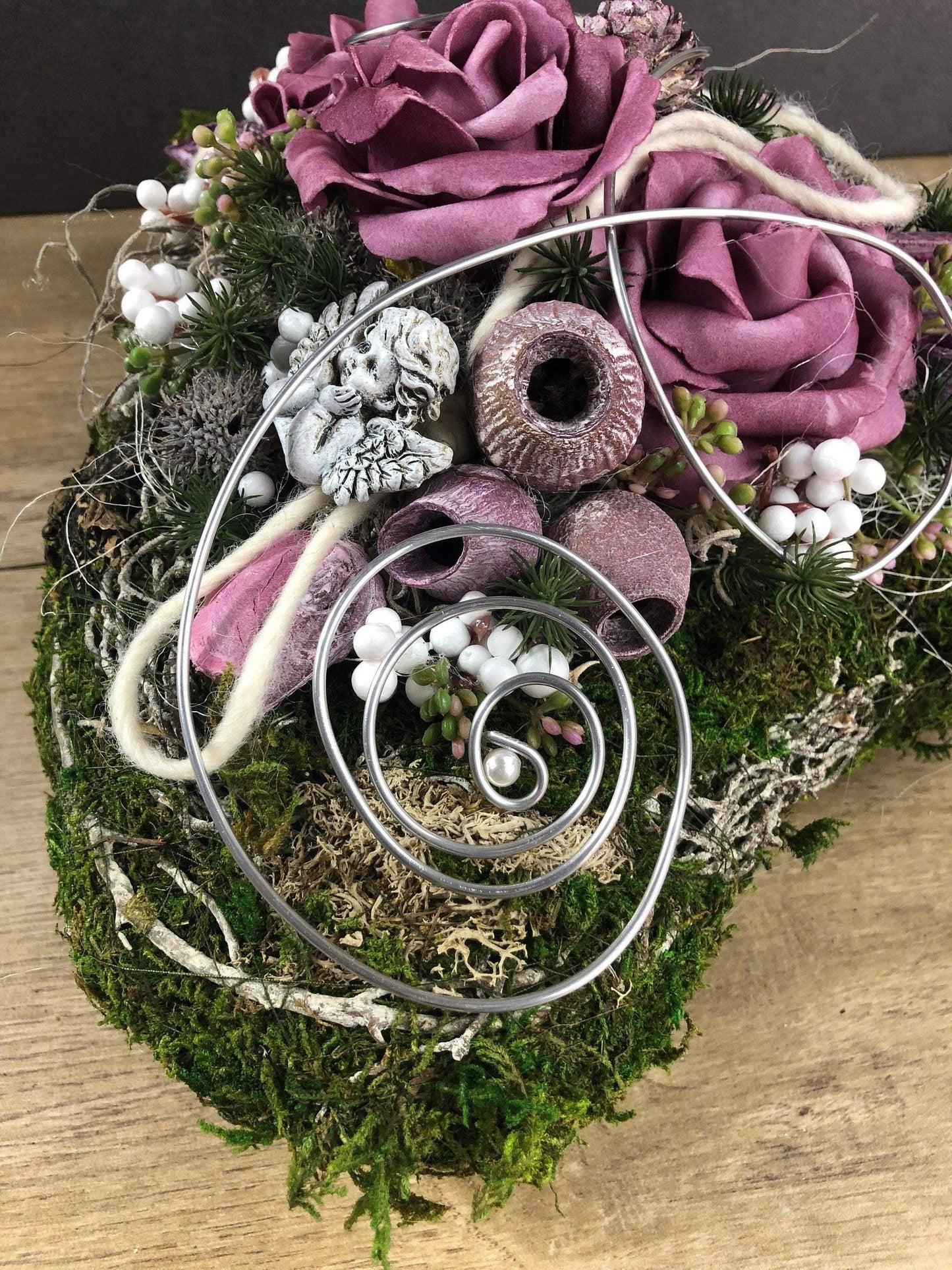 Grabgesteck Grabschmuck Herz 30cm Grabdekoration Grabschmuck Allerheiligen – handgemacht aus Seiden- und Kunstblumen, langlebig & pflegeleicht von SarahsFlowerStudio