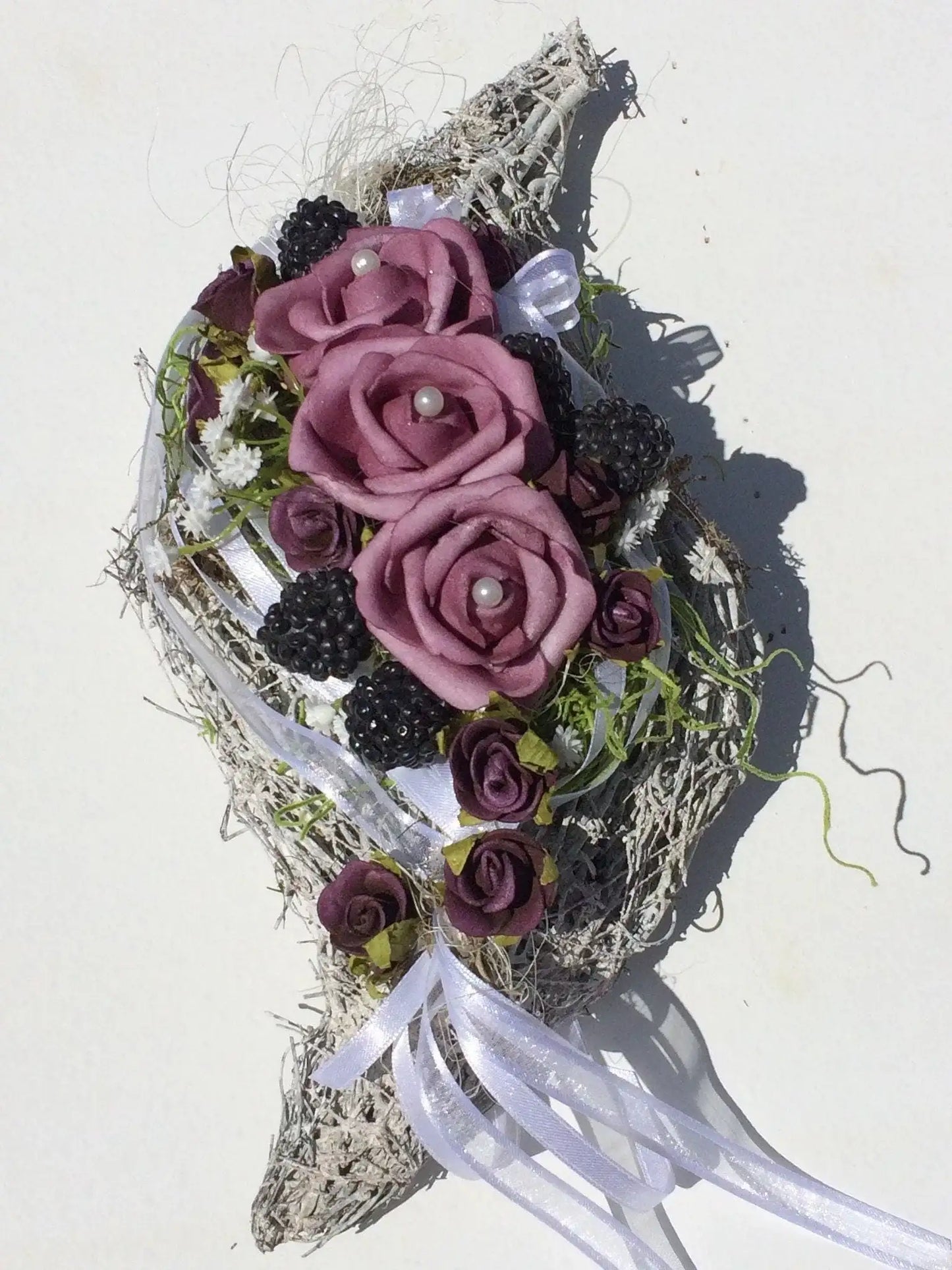 Grabgesteck Grabschmuck Grabdekoration Grabschmuck Allerheiligen – handgemacht aus Seiden- und Kunstblumen, langlebig & pflegeleicht von SarahsFlowerStudio
