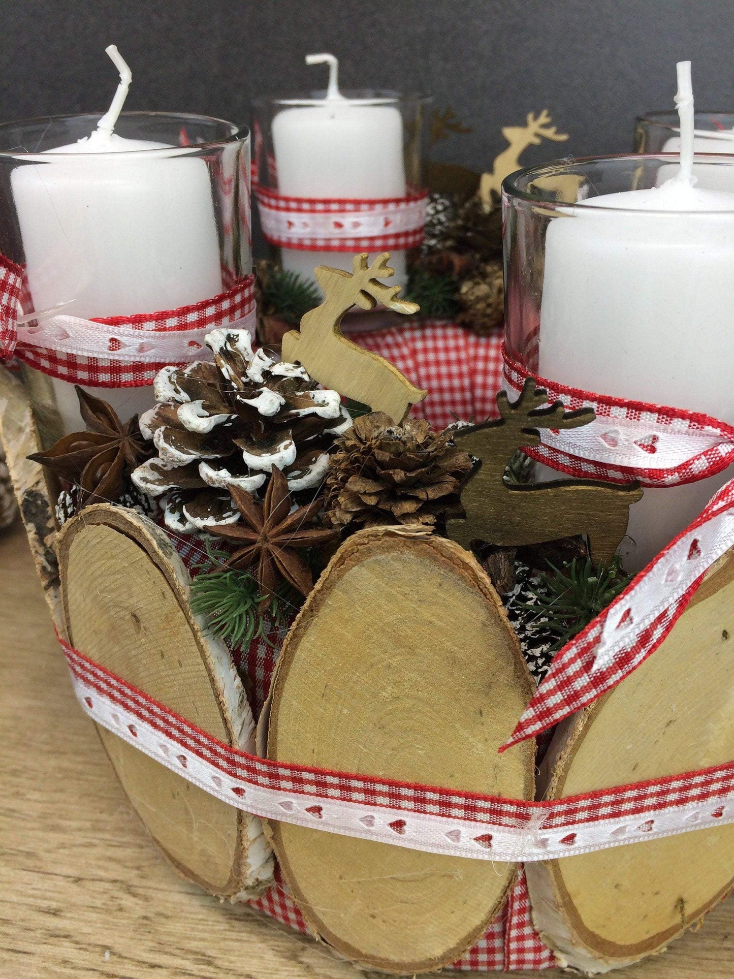 Adventskranz – handgemacht aus Seiden- und Kunstblumen, langlebig & pflegeleicht von SarahsFlowerStudio