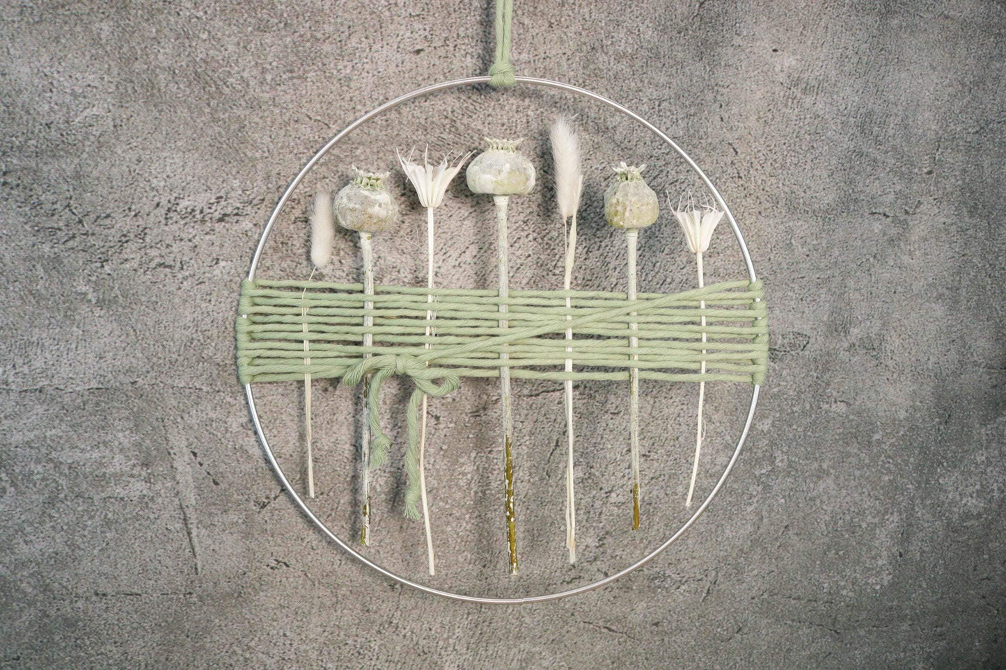 Türkranz Kranz Ring Gräser Wandkranz Trockenblumen Natur natürlich Hoop Fensterdeko – handgemacht aus Seiden- und Kunstblumen, langlebig & pflegeleicht von SarahsFlowerStudio