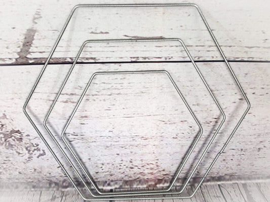 Trockenblumen Sechseck Deko – Hexagon Metallring handgefertigt – Trockenblumen – SarahsFlowerStudio