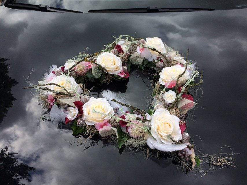 Autoschmuck Set 3 Teilig Herz und Schleifen Autodekoration Autoblumenschmuck Gesteck Hochzeit Kutschen Schmuck Kutschendeko Kutsche Wedding – handgemacht aus Seiden- und Kunstblumen, langlebig & pflegeleicht von SarahsFlowerStudio