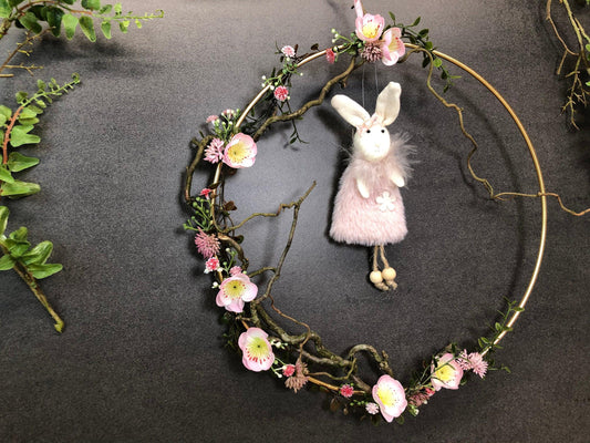 Türkranz Frühling modern mit Hasen – Seidenblumen Türdeko ganzjährig – Türkranz – SarahsFlowerStudio