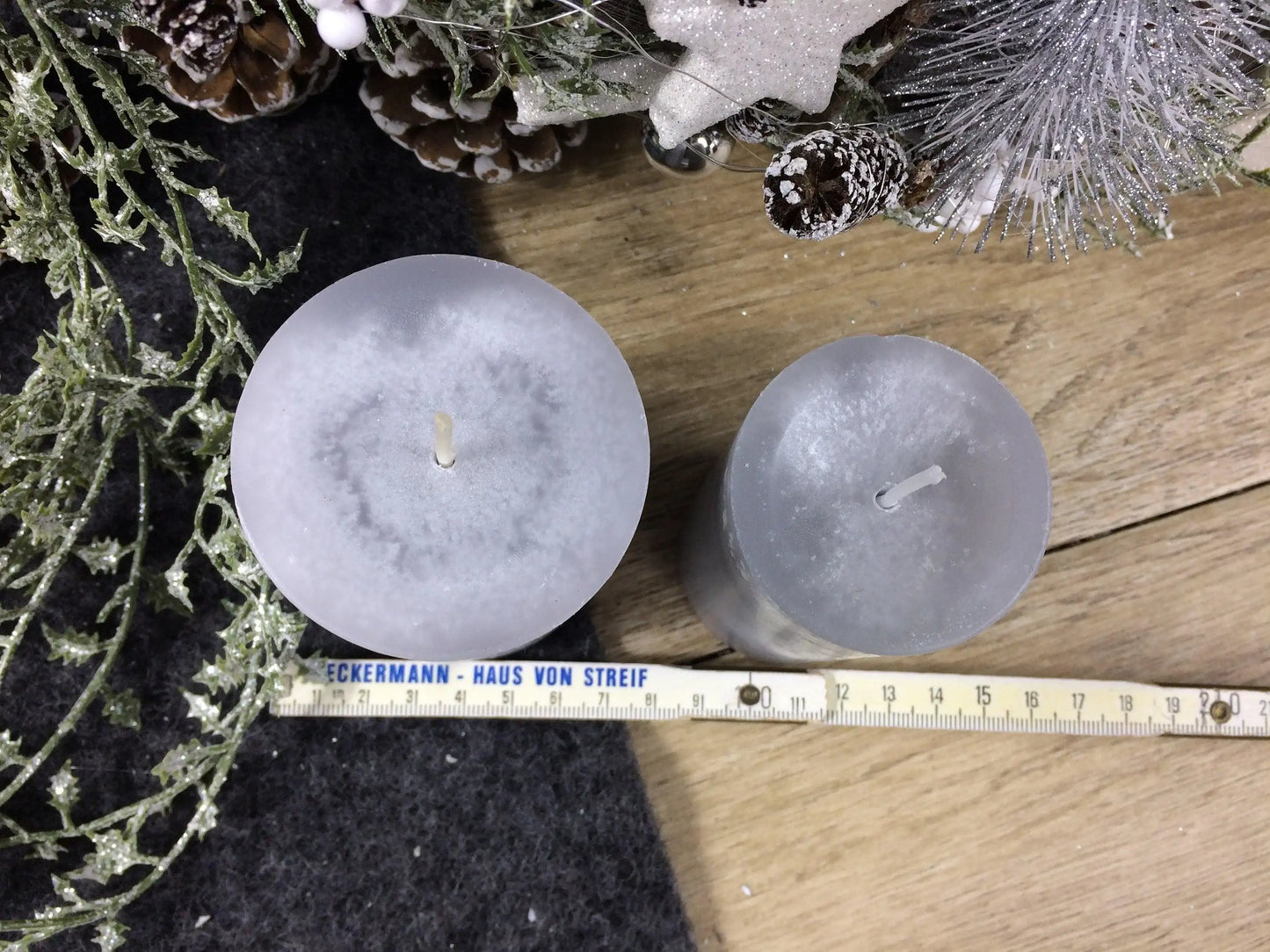 Kerzen Stumpen Stumpenkerzen Ersatzkerzen für Adventskranz – handgemacht aus Seiden- und Kunstblumen, langlebig & pflegeleicht von SarahsFlowerStudio