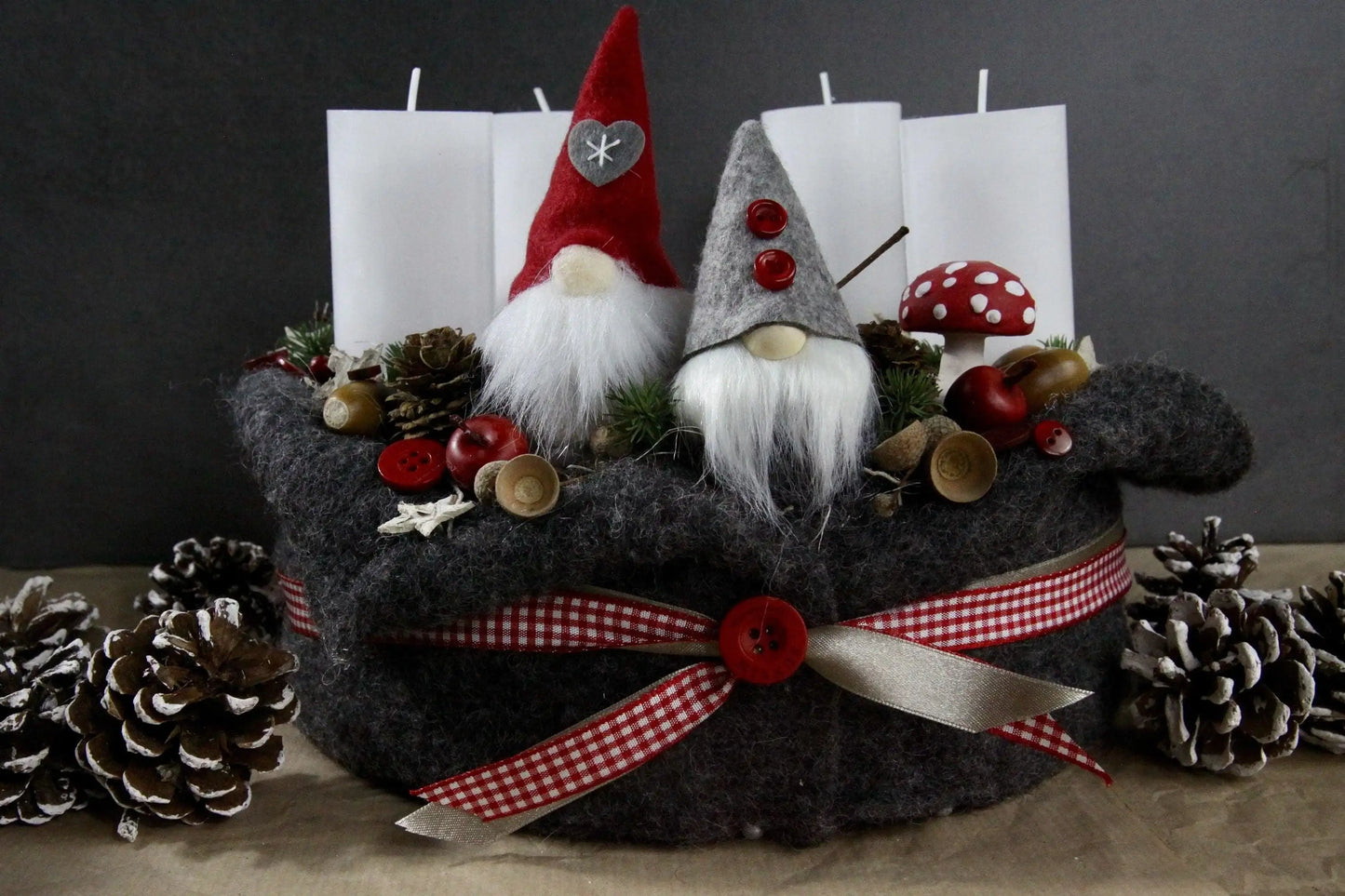 Kerzen Stumpen Stumpenkerzen Ersatzkerzen für Adventskranz – handgemacht aus Seiden- und Kunstblumen, langlebig & pflegeleicht von SarahsFlowerStudio