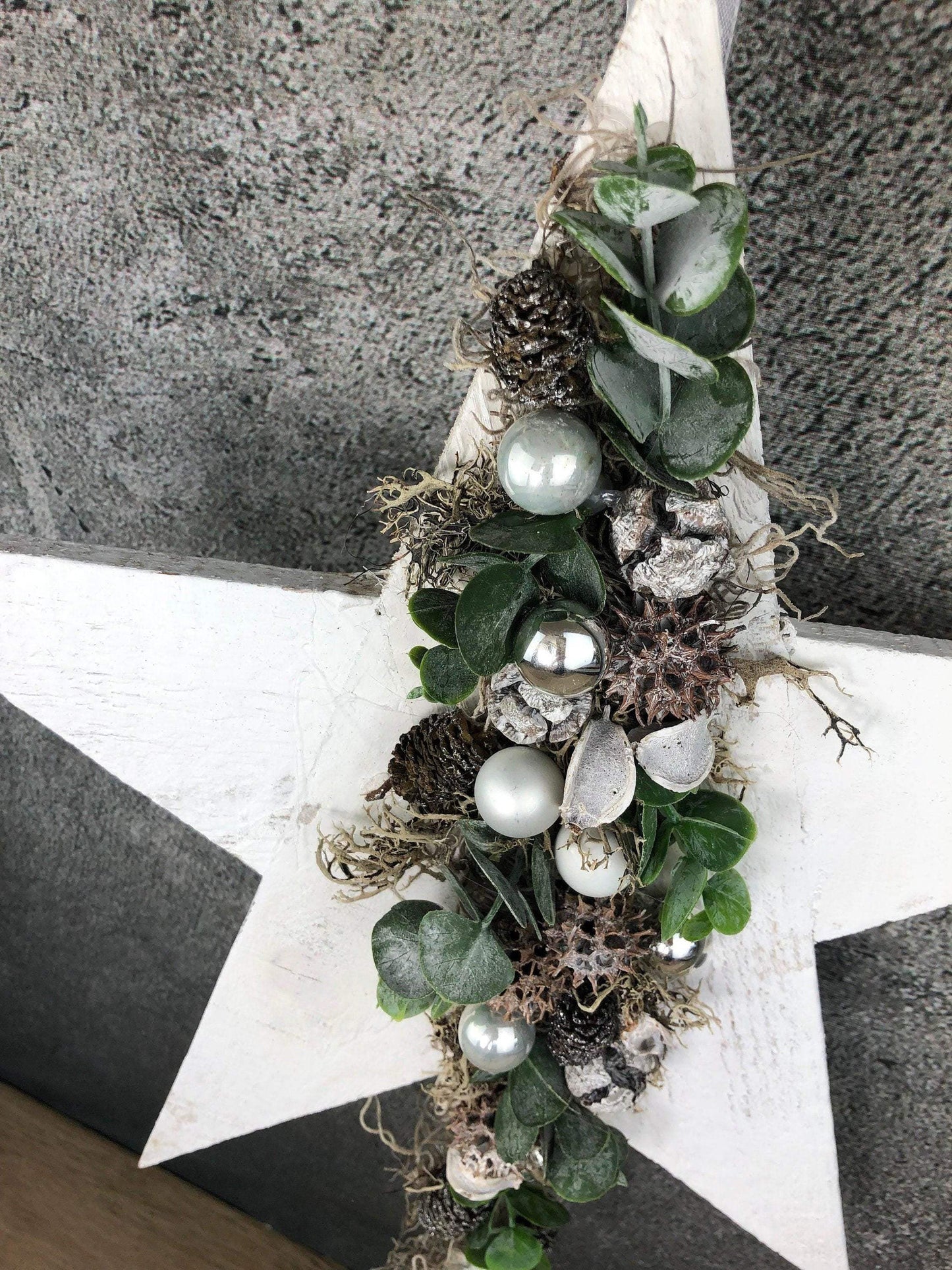 Advent Türkranz Stern 40cm Stern Türdekoration Türschmuck Fensterdeko Weihnachten Weihnachtsdekoration – handgemacht aus Seiden- und Kunstblumen, langlebig & pflegeleicht von SarahsFlowerStudio