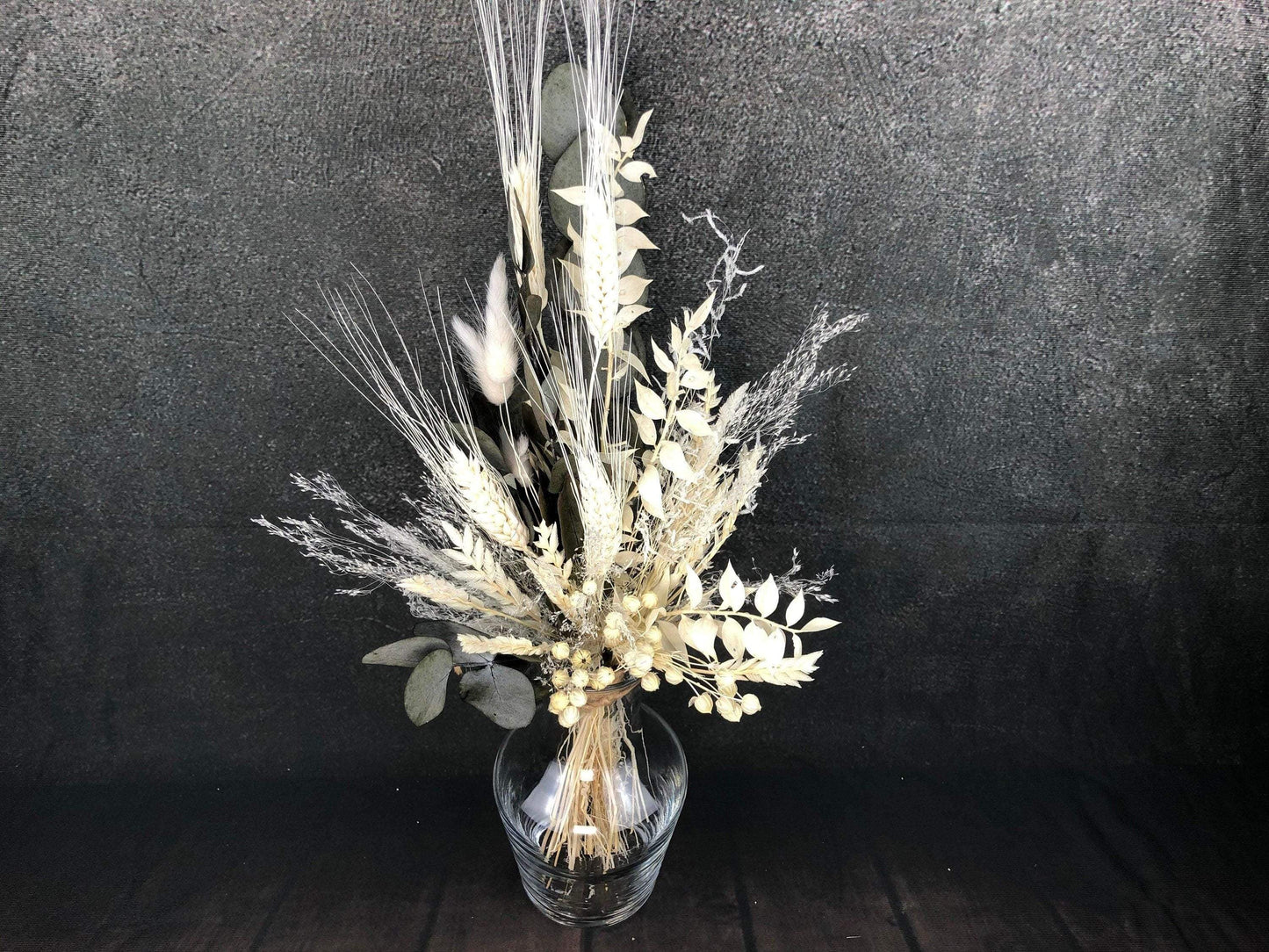 Trockenblumenstrauß Strauß Gräser mit Exoten Eukalyptus Gräser Trockenblumen Trockenmaterial Natur natürlich dried bouquet dried Flowers – handgemacht aus Seiden- und Kunstblumen, langlebig & pflegeleicht von SarahsFlowerStudio