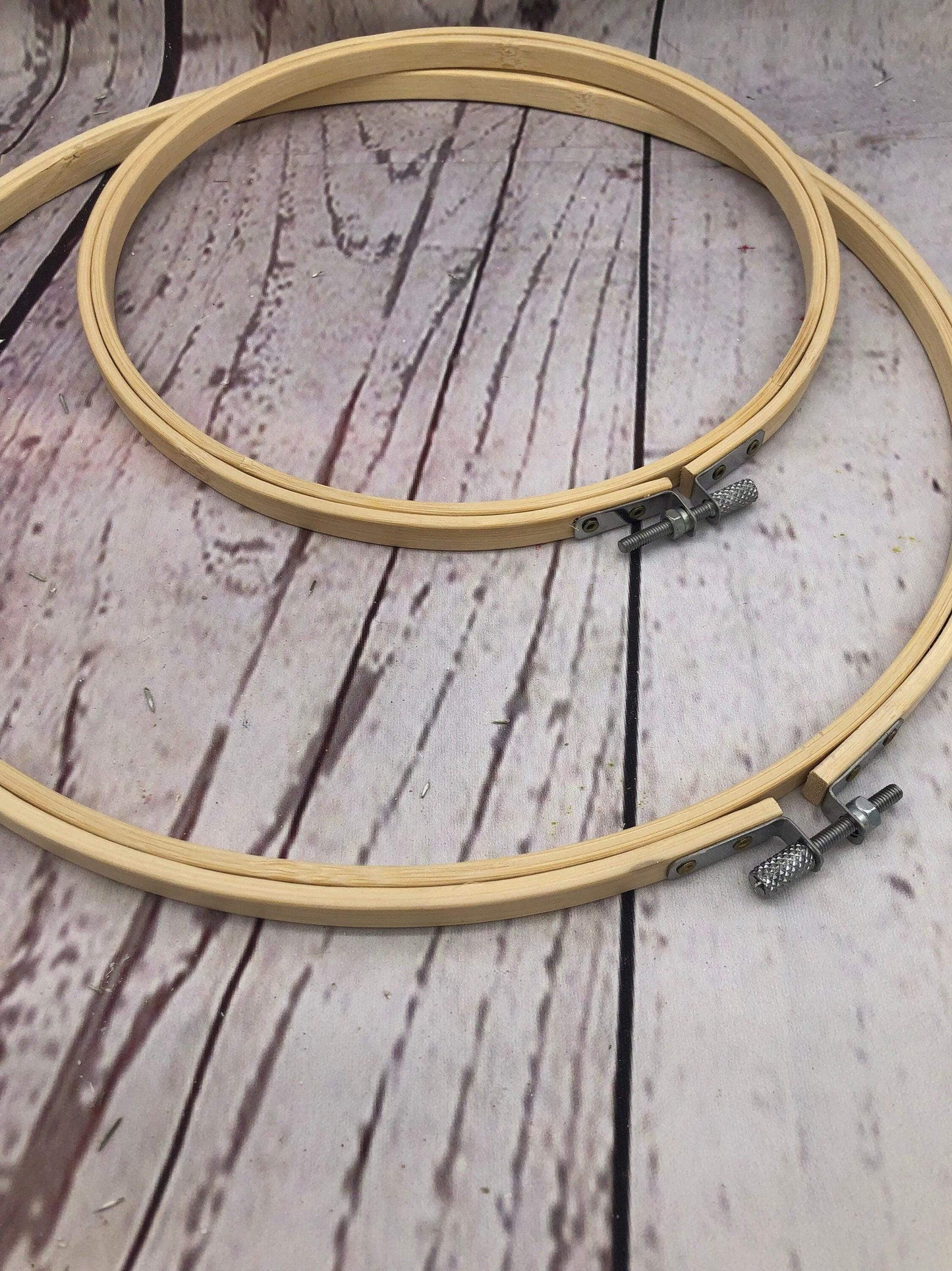 Stickrahmen Nähring Stickring Holzring Ring Bastelring Basteln Traumfänger Makramee Trockenblumen – handgemacht aus Seiden- und Kunstblumen, langlebig & pflegeleicht von SarahsFlowerStudio