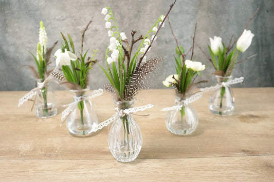Hochzeitsdeko mit Seidenblumen – Vorteile & Ideen