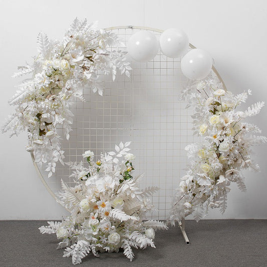 Premium Seidenblumen Gesteck in Weiß – Rosen, Klematis, Ranunkeln & Hortensien | Exklusive Hochzeits- & Eventdekoration – Seidenblumen Gesteck – SarahsFlowerStudio