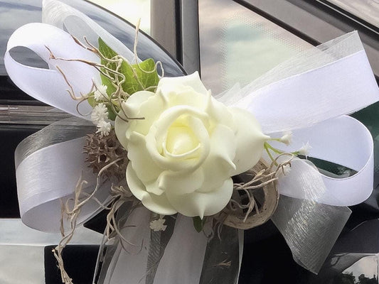 Handarbeit, Florist, Seidenblumen, Künstliche Blumen und Pflanzen, Hochzeit, Grabgestecke, Autogesteck Herz Hochzeit, Trockenblumen, Event, Dekoration, Weihnachtsdekoration, Adventskranz, Weihnachten, Deko, Türkranz, Kranz, Gesteck, Blumen, Wedding No alt text