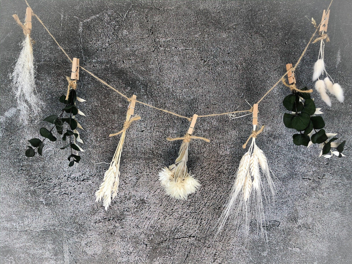 Eukalyptus Wäscheleine mit Trockenblumen – Handgefertigte Fensterdeko