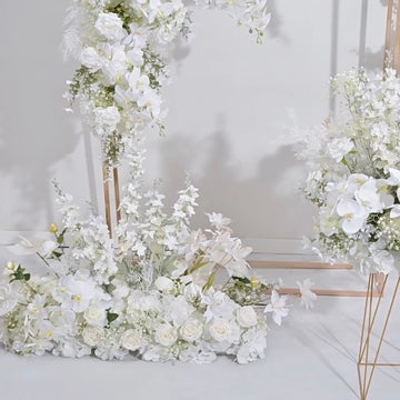 Weißes Seidenblumen Arrangement Draufsicht – premium Gesteck aus Rosen, Levkoje und Hortensien in Elfenbein