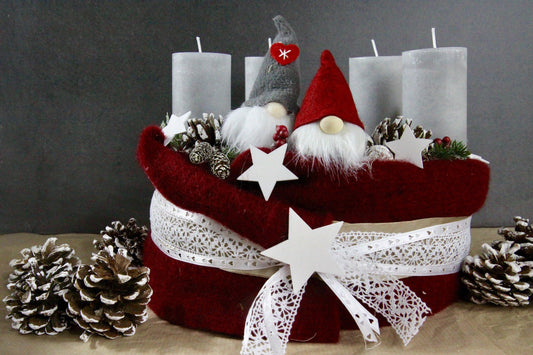 Adventskranz Adventskalender mit Wichteln & Sternen – Handgemachte skandinavische Weihnachtsdeko