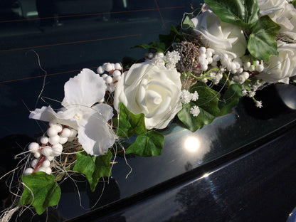 Eleganter handgefertigter Autoschmuck für Ihre Hochzeit
