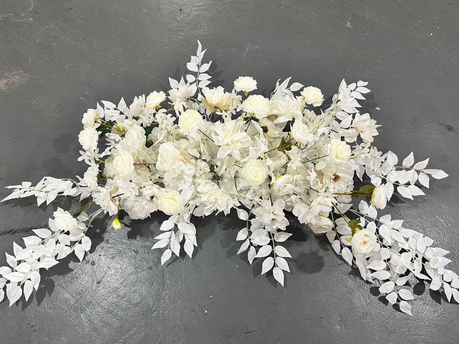 
Premium Kunstblumen Gesteck Weiß – mehrlagiges Seidenblumen-Arrangement mit realistischer 3D-Wirkung