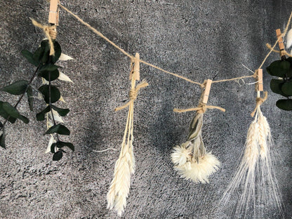 Eukalyptus Wäscheleine mit Trockenblumen – Handgefertigte Fensterdeko