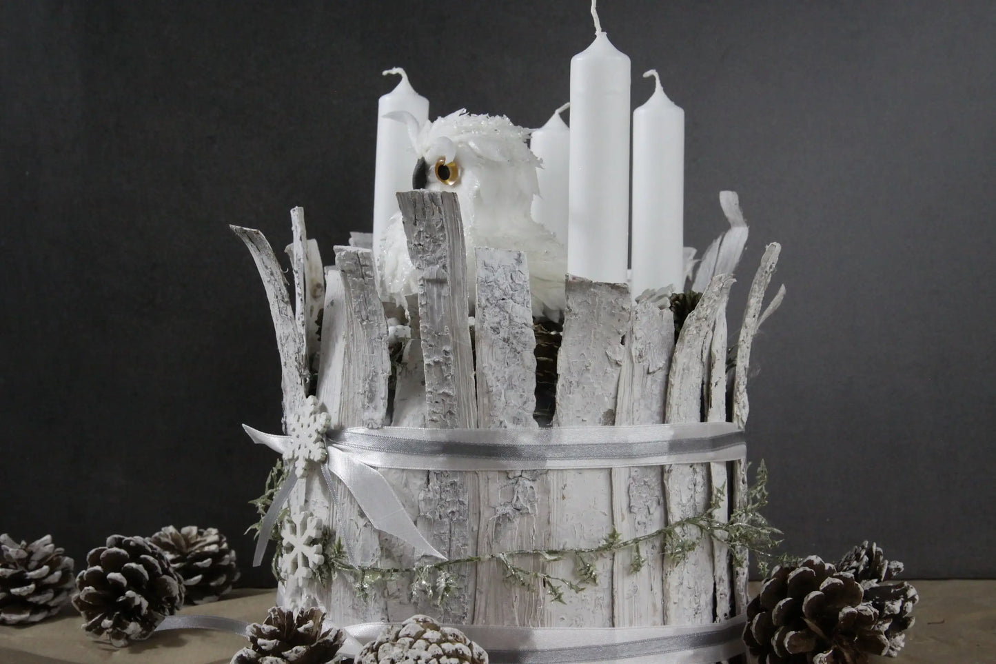 Adventskranz Adventskalender – handgemacht aus Seiden- und Kunstblumen, langlebig & pflegeleicht von SarahsFlowerStudio