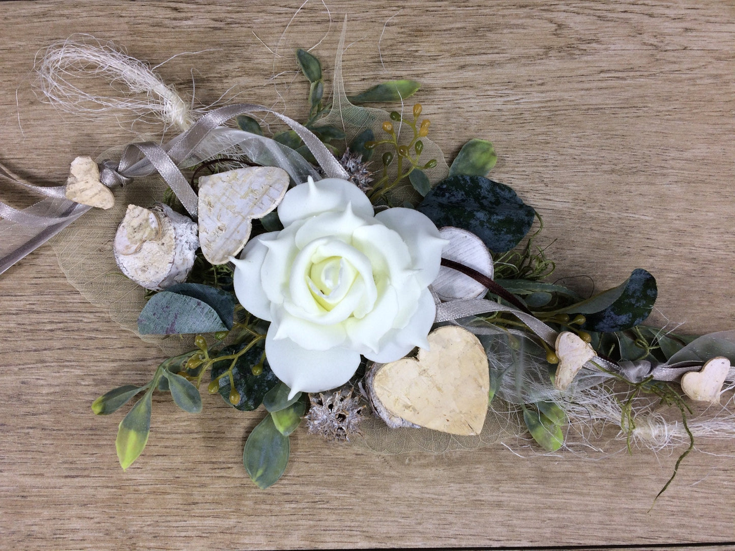 Tischdeko Eukalyptus Birkenscheiben Wunschfarbe – Tischgesteck Hochzeit – Tischdekoration – SarahsFlowerStudio
